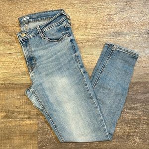 OLD NAVY- rockstar super skinny jeans